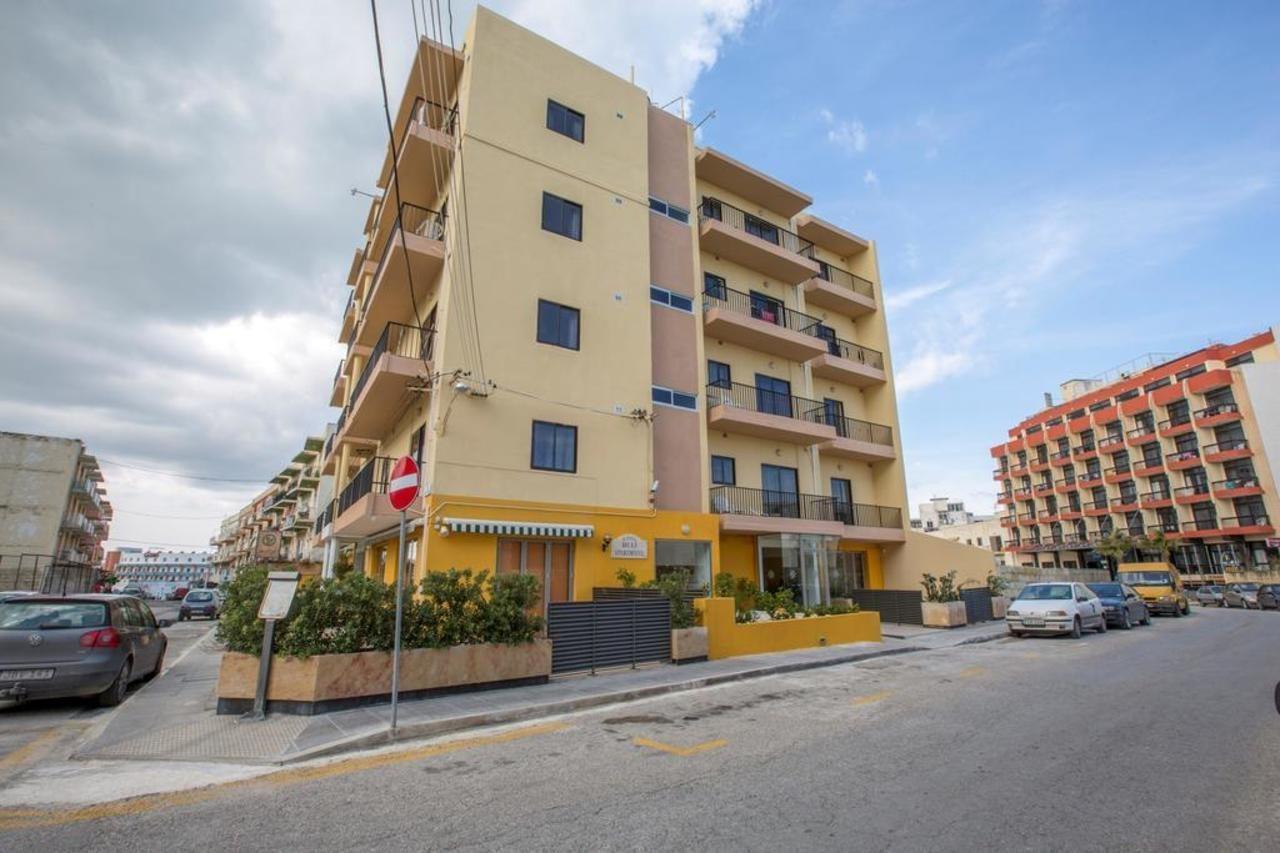 Huli Hotel & Apartments Qawra Eksteriør billede