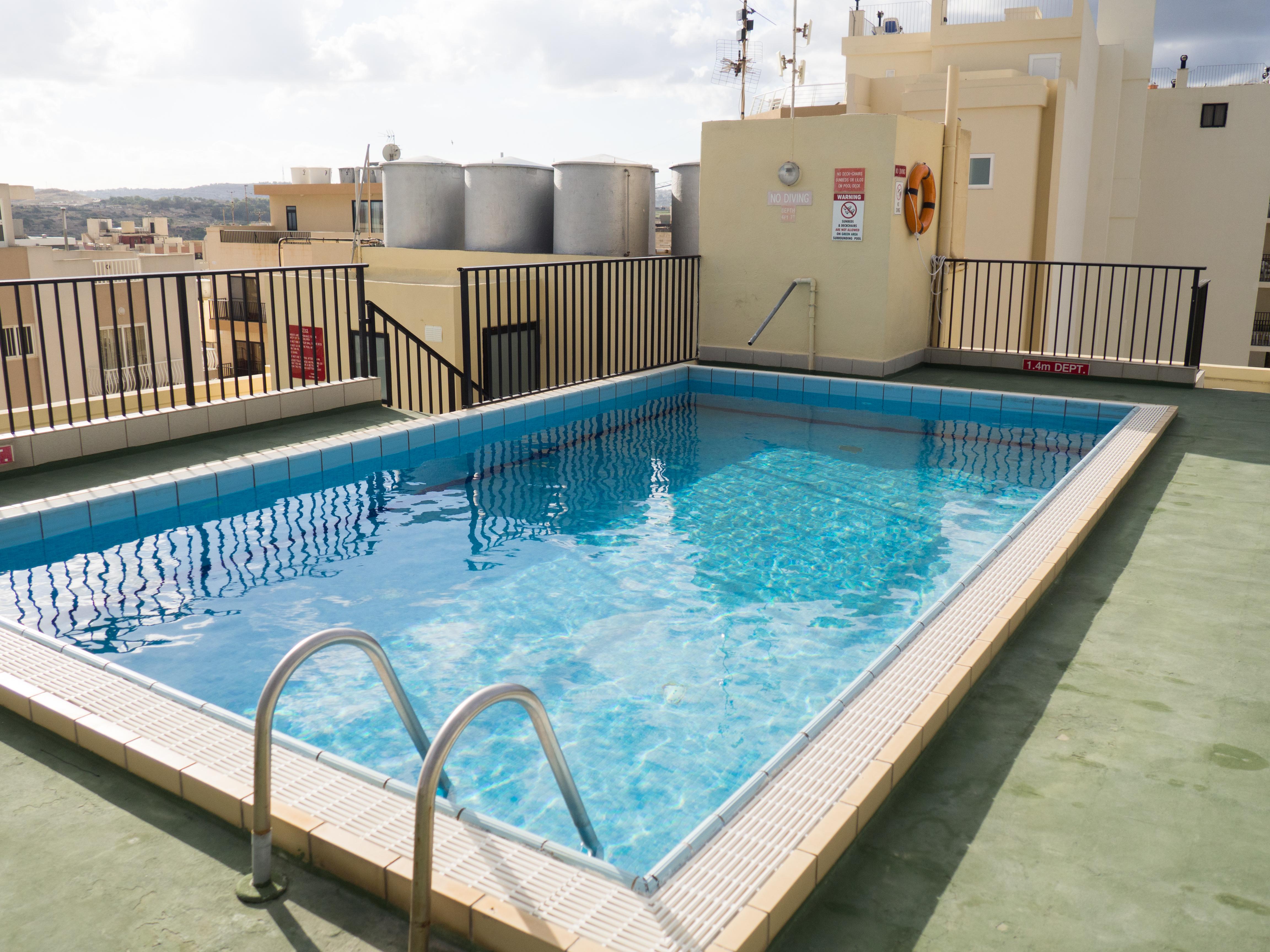 Huli Hotel & Apartments Qawra Eksteriør billede