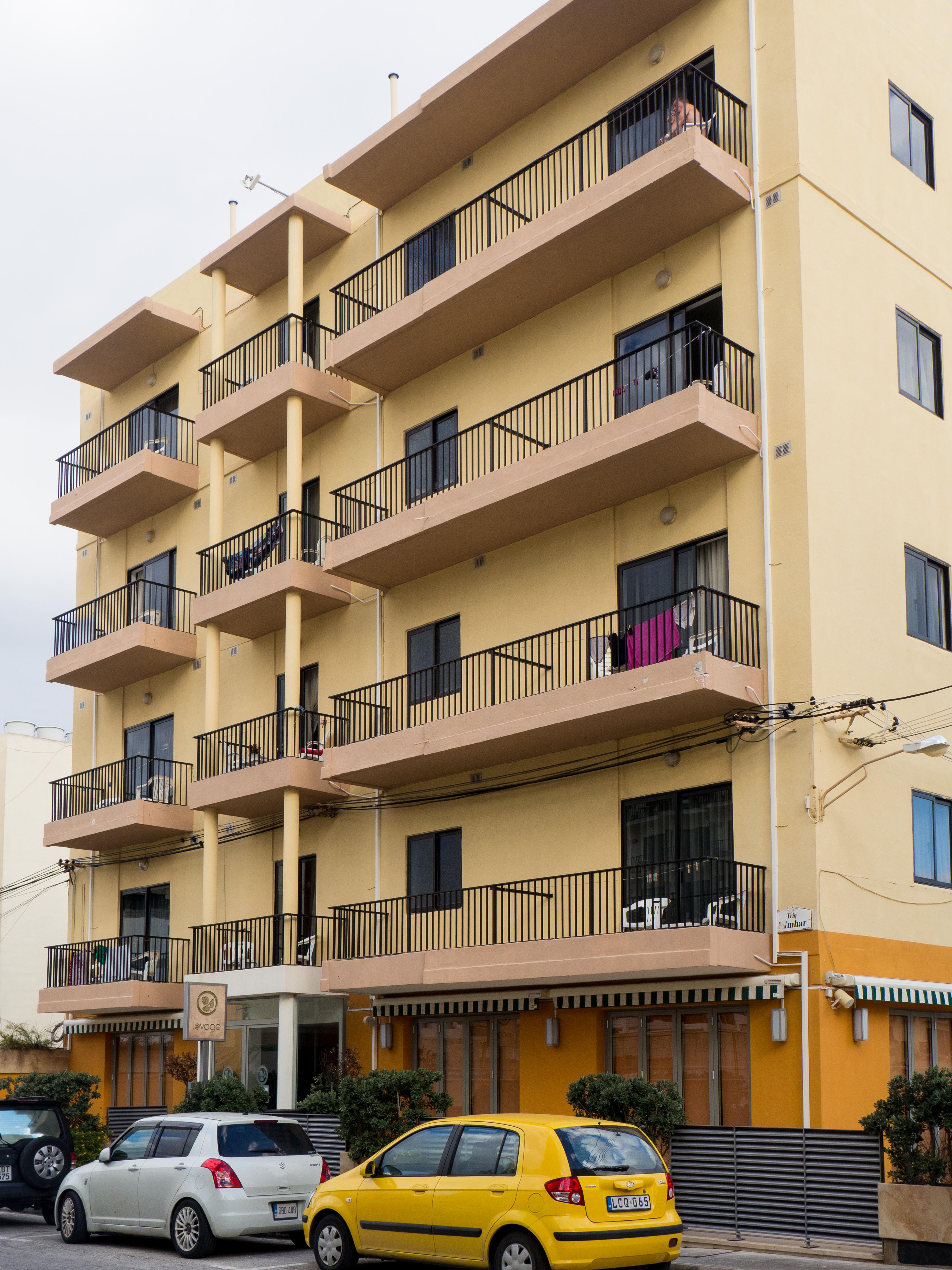 Huli Hotel & Apartments Qawra Eksteriør billede