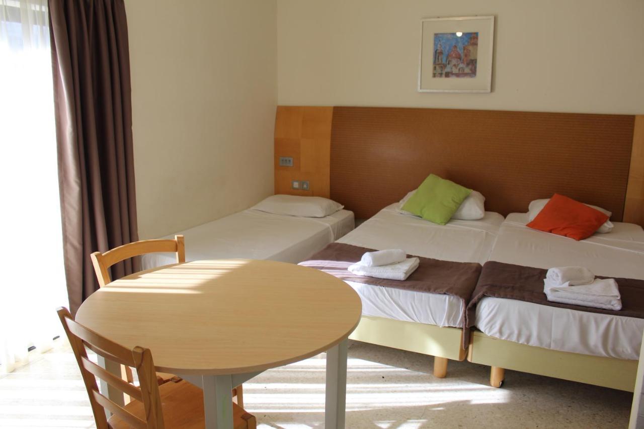 Huli Hotel & Apartments Qawra Eksteriør billede